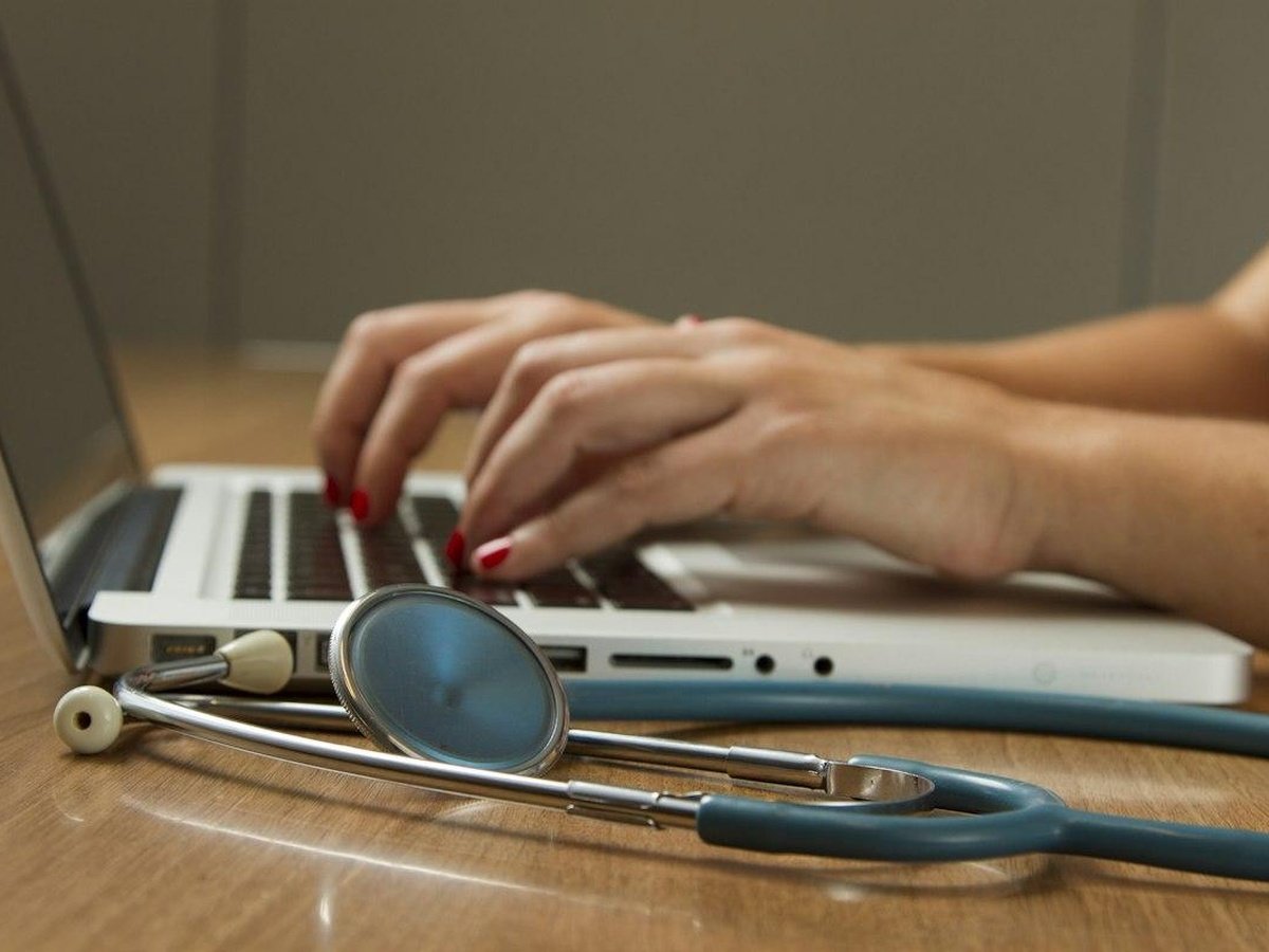 Clinical data and imaging for precision medicine