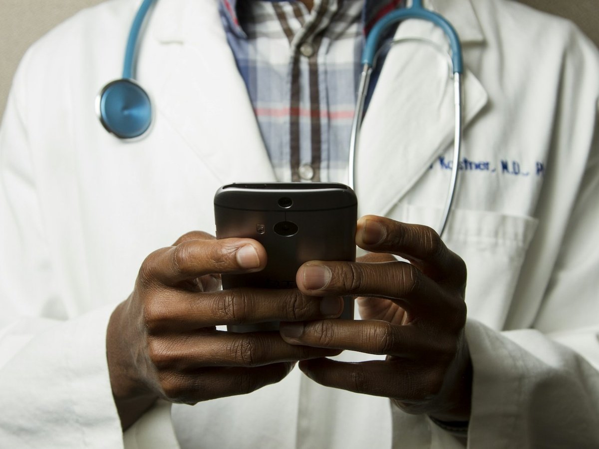 Clinical monitoring and AI in the hospital