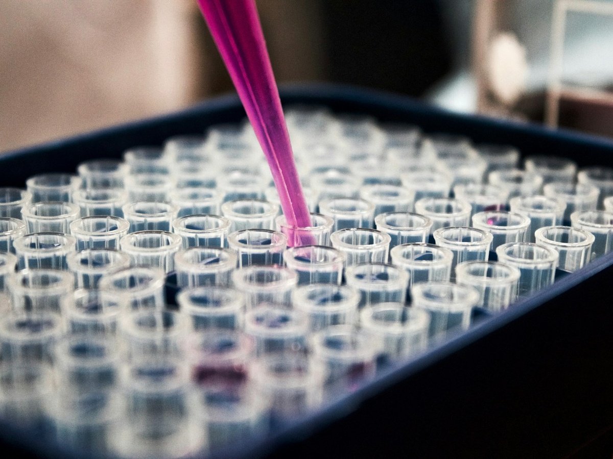 Blood samples and laboratory profiling for omics-augmented clinical trials